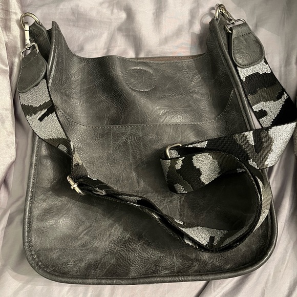 Great condition vegan gray guitar strap handbag - Picture 1 of 9